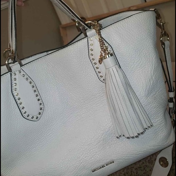 Large Michael Kors Purse - Picture 4 of 6